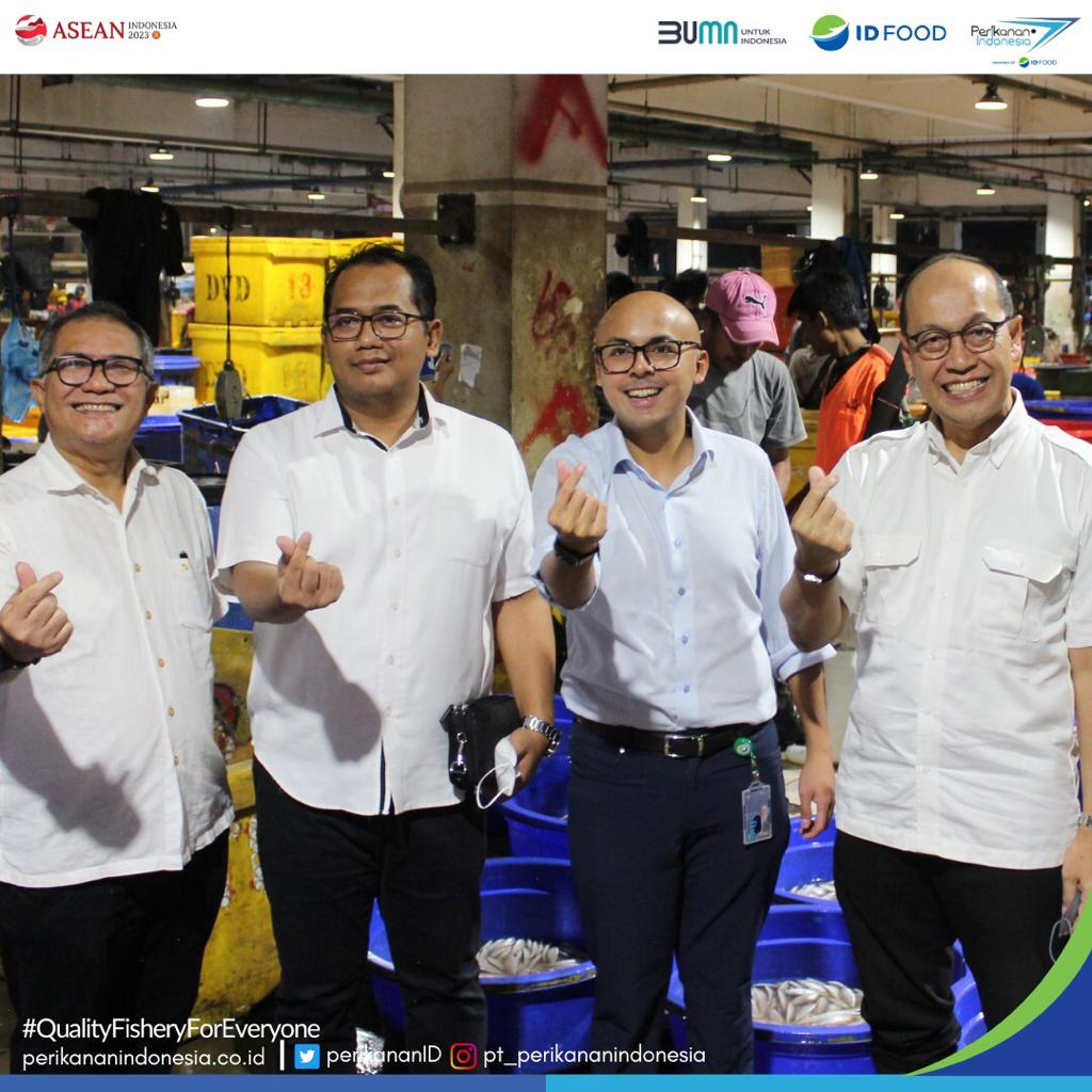 Kunjungan Direktur Pengembangan dan Pengendalian Usaha PT Rajawali Nusantara Indonesia (Persero) ke Kantor Pusat PT Perikanan Indonesia